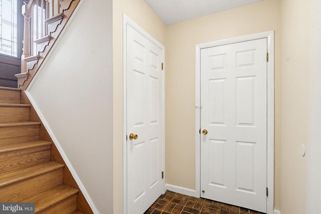 Image 19 of property listing at 603 YORKMINSTER CT, Westminster, MD 21158