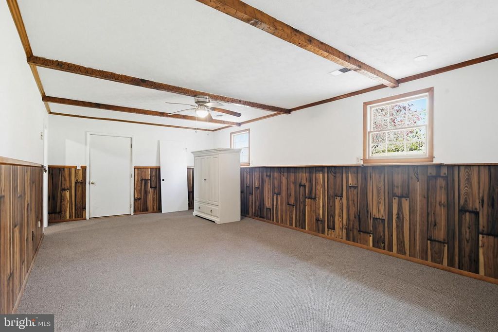 Image 20 of property listing at 603 YORKMINSTER CT, Westminster, MD 21158