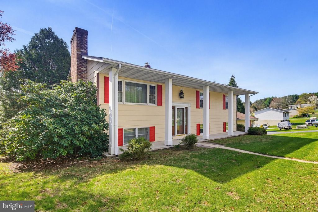 Image 41 of property listing at 603 YORKMINSTER CT, Westminster, MD 21158