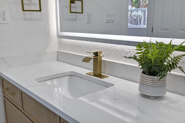 8940 WICKER LANE, New Port Richey, FL 34654