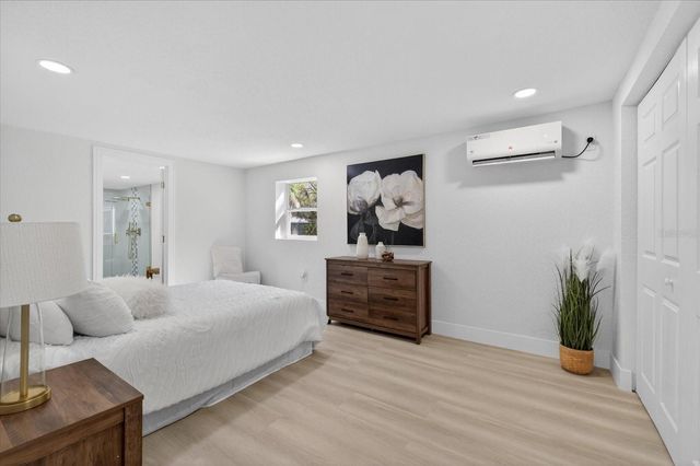 8940 WICKER LANE, New Port Richey, FL 34654