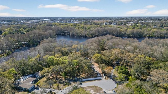 8940 WICKER LANE, New Port Richey, FL 34654