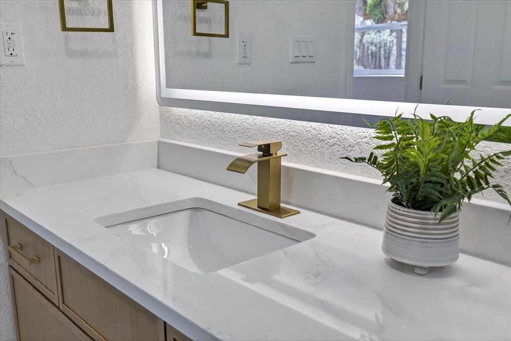 Image 16 of property listing at 8940 WICKER LANE, New Port Richey, FL 34654