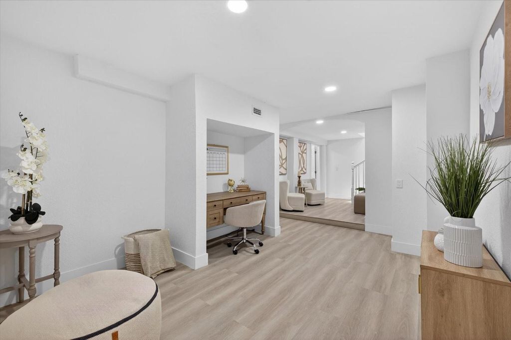 Image 24 of property listing at 8940 WICKER LANE, New Port Richey, FL 34654