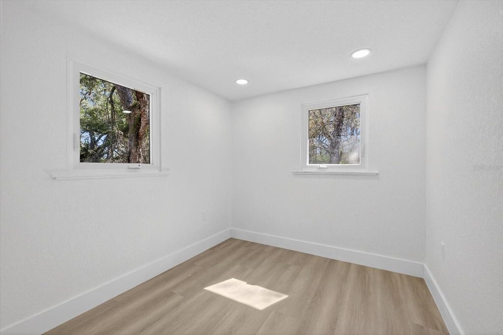 Image 38 of property listing at 8940 WICKER LANE, New Port Richey, FL 34654