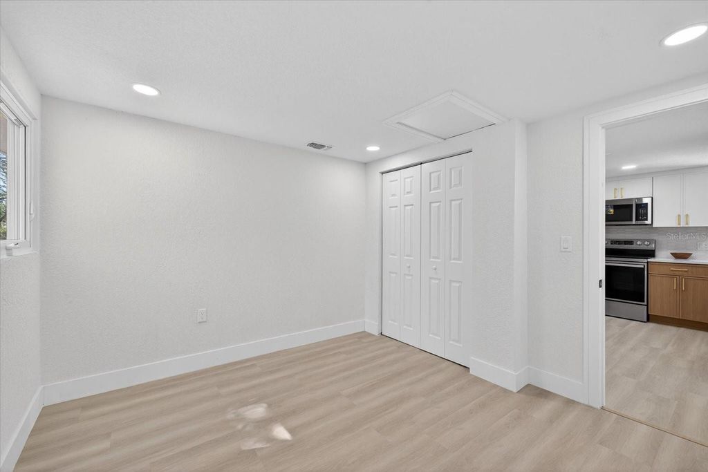 Image 39 of property listing at 8940 WICKER LANE, New Port Richey, FL 34654