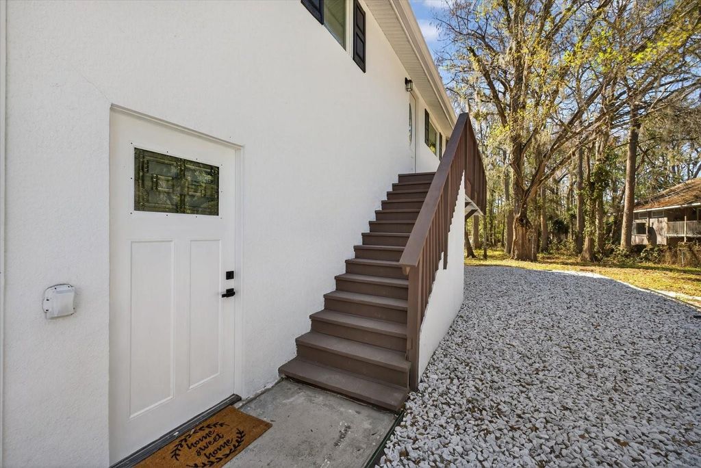 Image 45 of property listing at 8940 WICKER LANE, New Port Richey, FL 34654