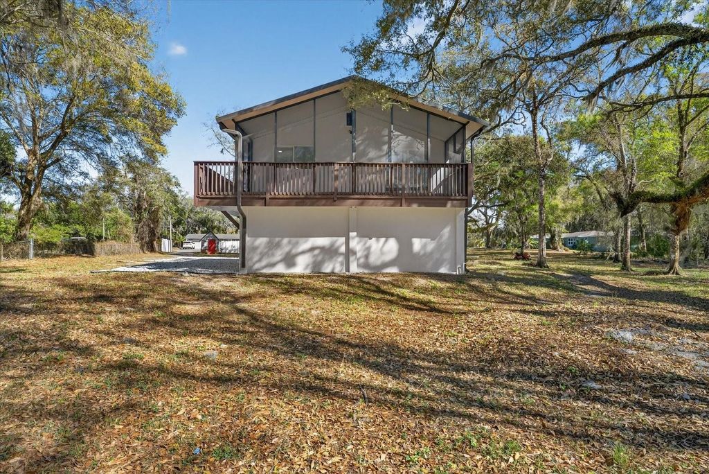 Image 48 of property listing at 8940 WICKER LANE, New Port Richey, FL 34654