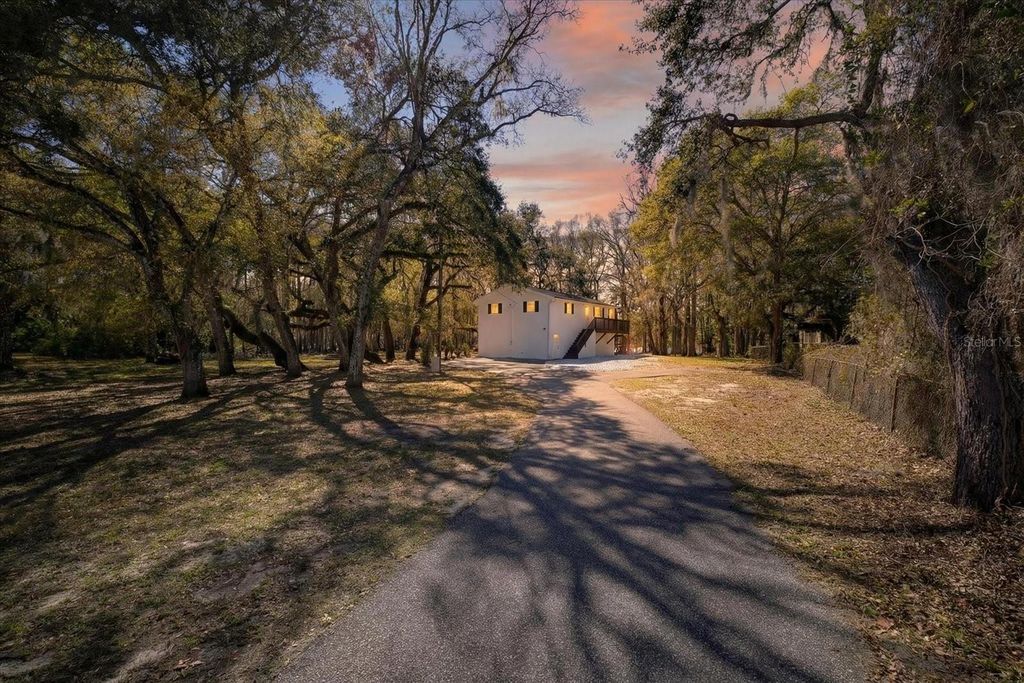 Image 62 of property listing at 8940 WICKER LANE, New Port Richey, FL 34654