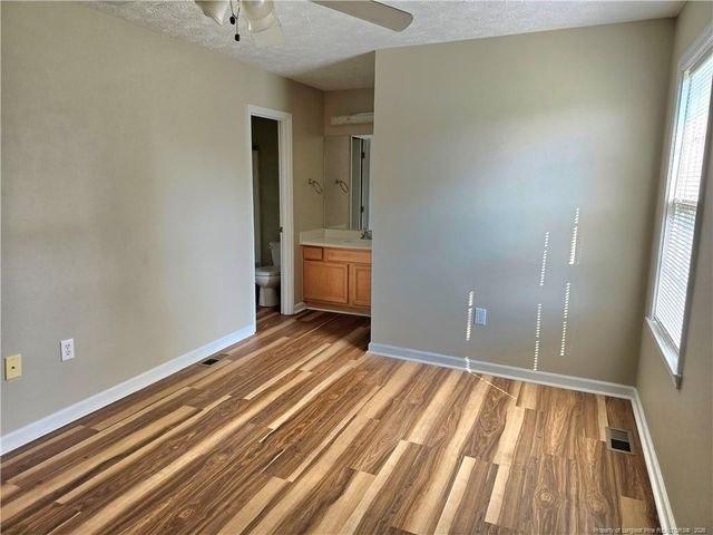 108 Laura Lane, Raeford, NC 28376