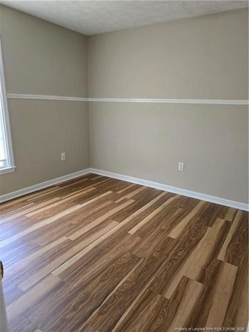 108 Laura Lane, Raeford, NC 28376