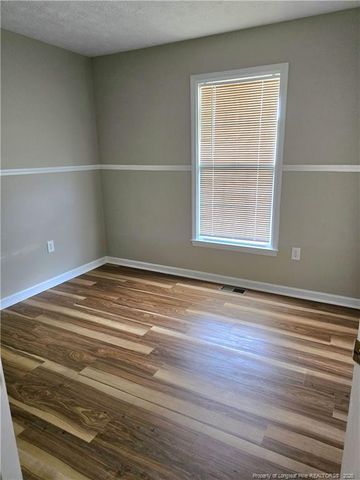 108 Laura Lane, Raeford, NC 28376
