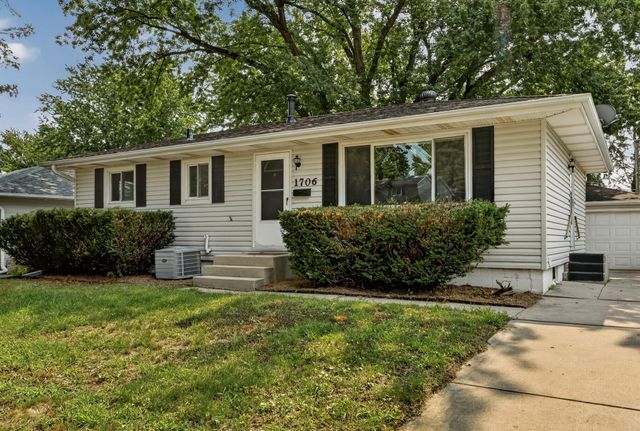 1706 34th Street NW, Rochester, MN 55901