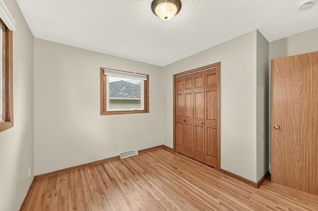 1706 34th Street NW, Rochester, MN 55901