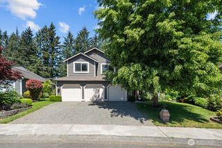 15732 111th Avenue NE, Bothell, WA 98011