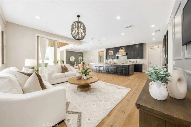 110 Perspective, Irvine, CA 92618