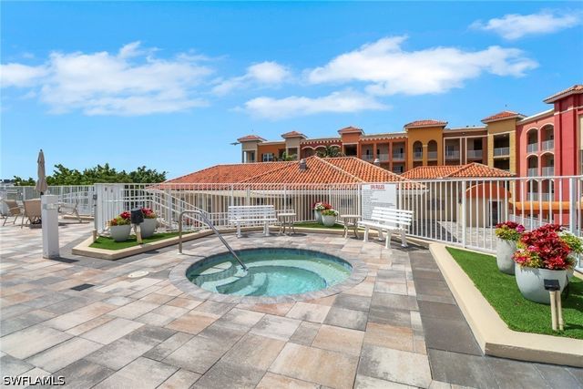 401 Bayfront PL 3502, Naples, FL 34102
