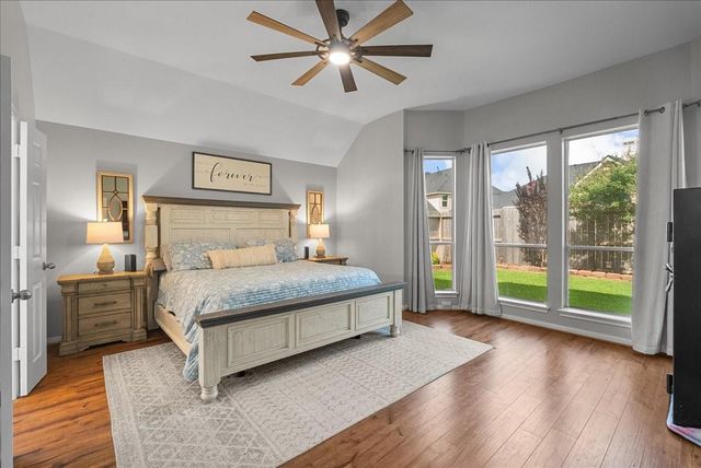 521 Ivory Stone Lane, League City, TX 77573