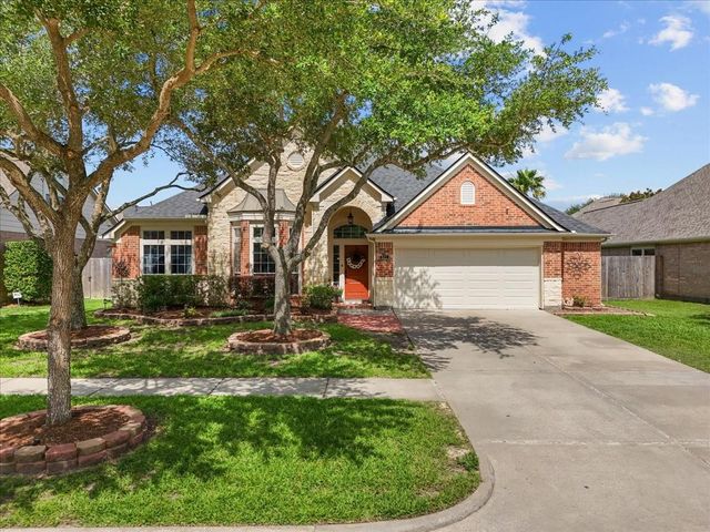 521 Ivory Stone Lane, League City, TX 77573