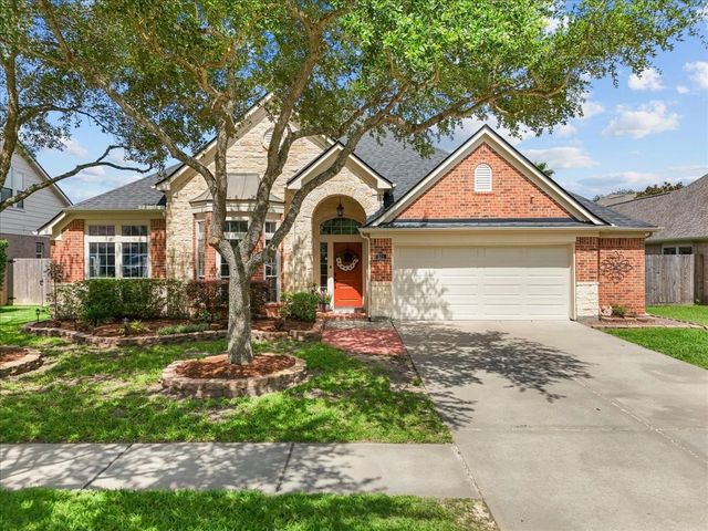 521 Ivory Stone Lane, League City, TX 77573