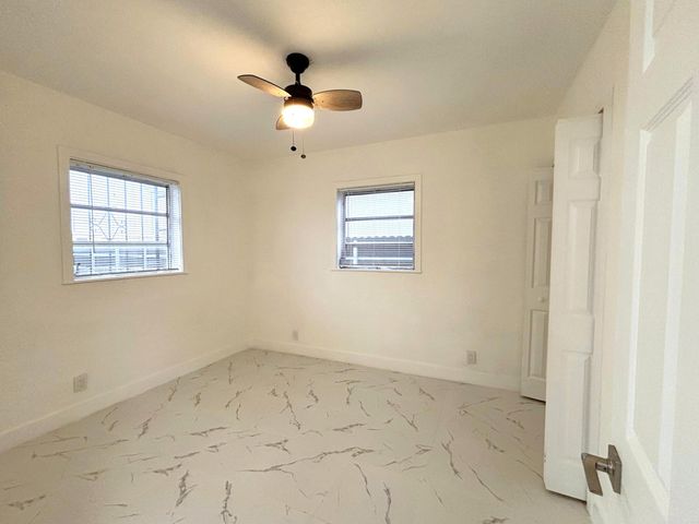 4009 SW 24th Street, West Park, FL 33023