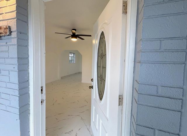 4009 SW 24th Street, West Park, FL 33023