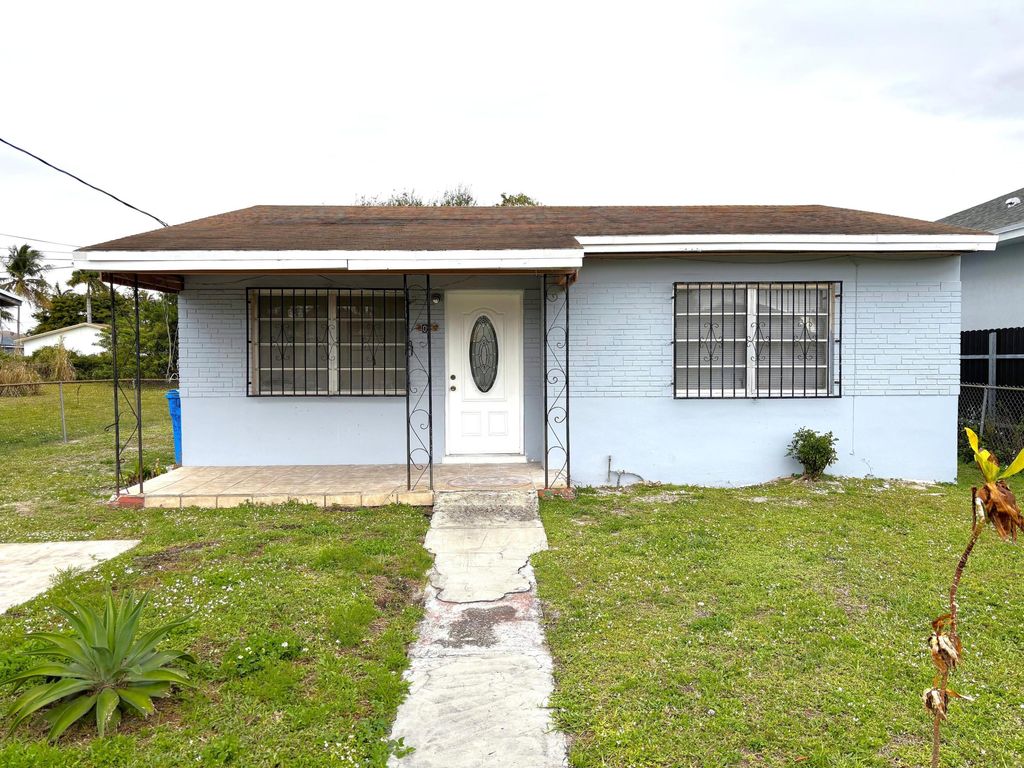 4009 SW 24th Street, West Park, FL 33023