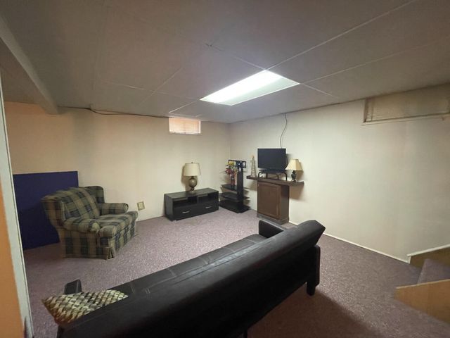 7937 Hillcrest Road, Roscommon, MI 48653