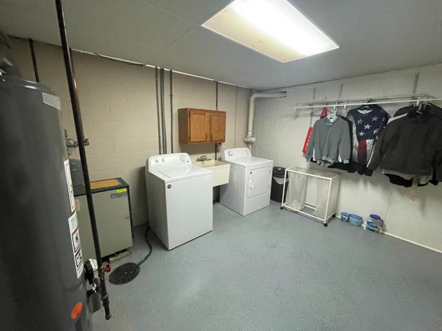 7937 Hillcrest Road, Roscommon, MI 48653