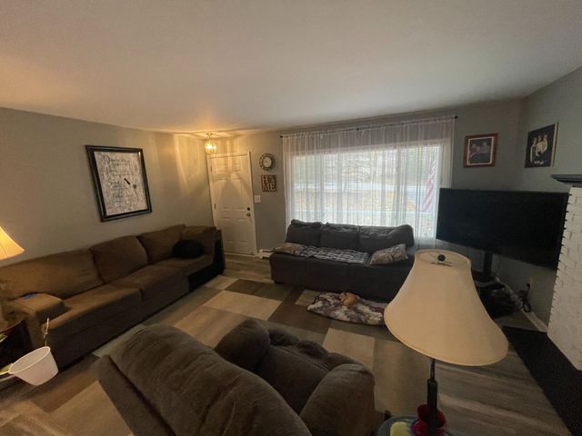 7937 Hillcrest Road, Roscommon, MI 48653