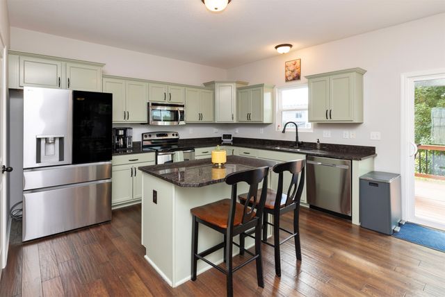 416 SE 13th Street, Grimes, IA 50111
