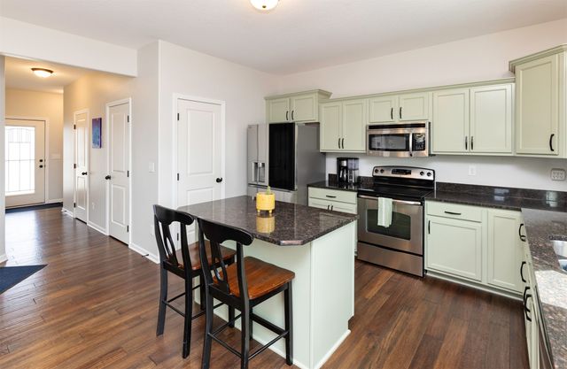 416 SE 13th Street, Grimes, IA 50111