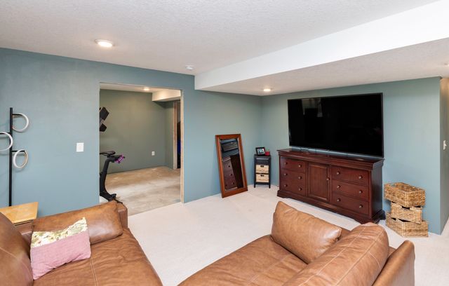 416 SE 13th Street, Grimes, IA 50111