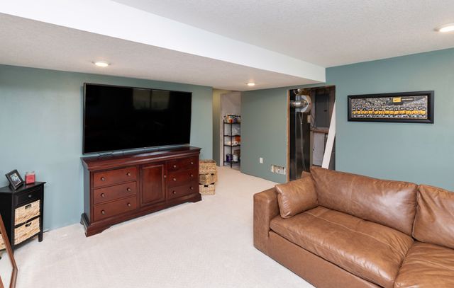 416 SE 13th Street, Grimes, IA 50111