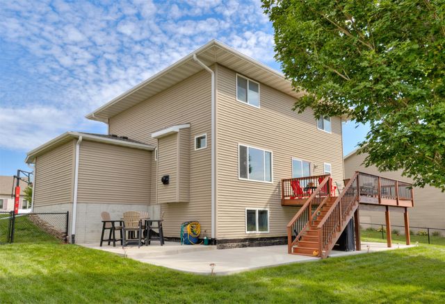 416 SE 13th Street, Grimes, IA 50111