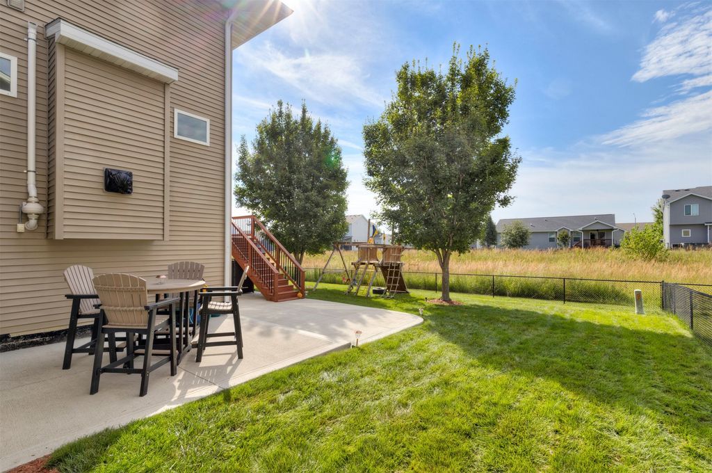 416 SE 13th Street, Grimes, IA 50111