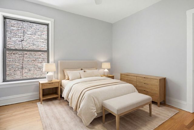 1226 E 54th Street 2w, Chicago, IL 60615