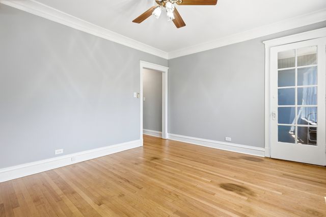 1226 E 54th Street 2w, Chicago, IL 60615