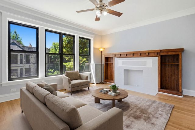 1226 E 54th Street 2w, Chicago, IL 60615
