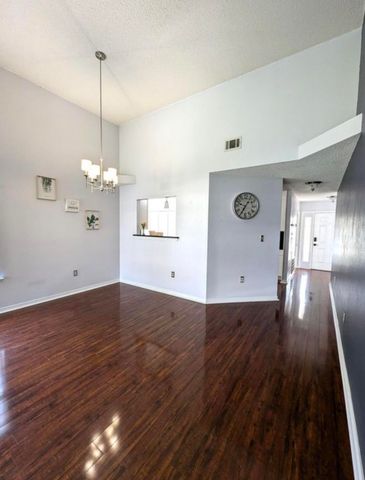431 Sandy Ridge Circle, Mary Esther, FL 32569