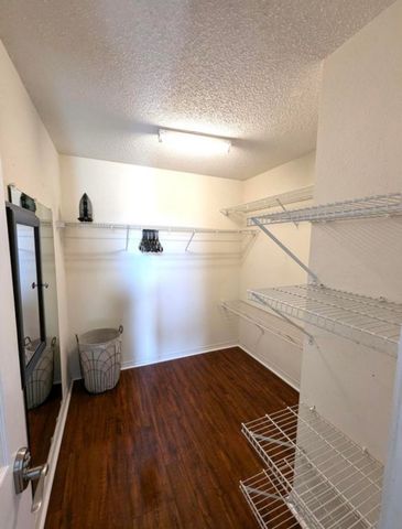 431 Sandy Ridge Circle, Mary Esther, FL 32569