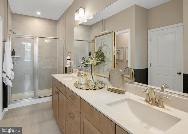 2558 NEABSCO COMMON PL, Woodbridge, VA 22191