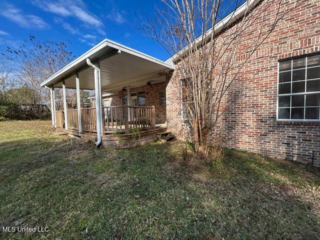 17103 Gina Lane, Gulfport, MS 39503