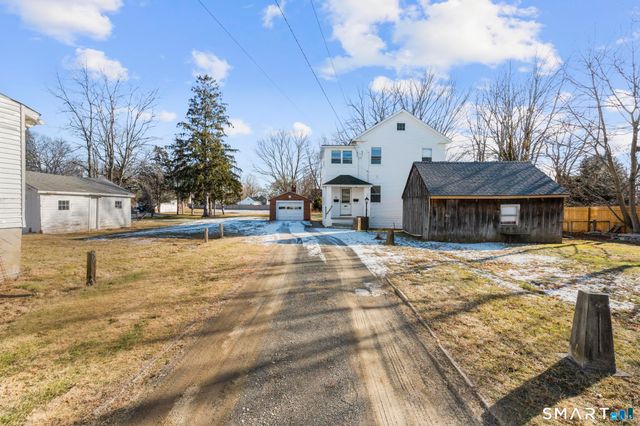 26 Water Street, Guilford, CT 06437