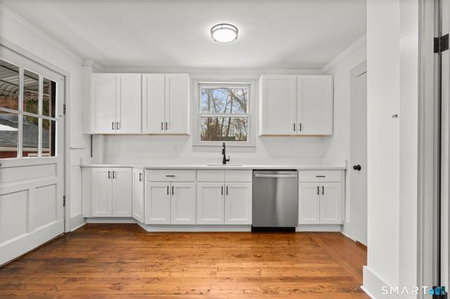 26 Water Street, Guilford, CT 06437