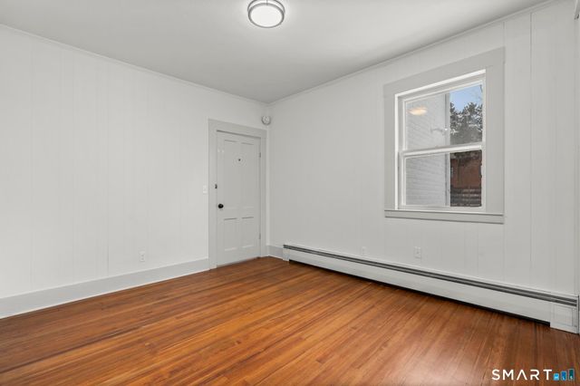 26 Water Street, Guilford, CT 06437