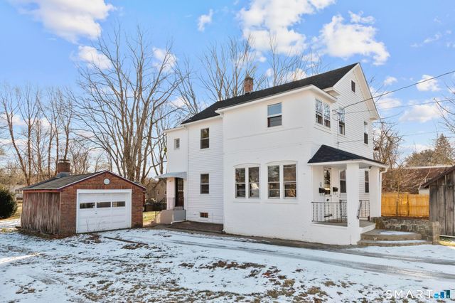 26 Water Street, Guilford, CT 06437