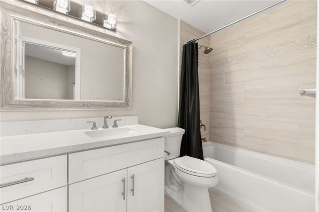 13 Dovetail Circle, Henderson, NV 89014