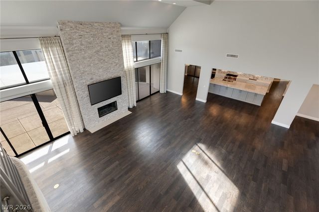 13 Dovetail Circle, Henderson, NV 89014