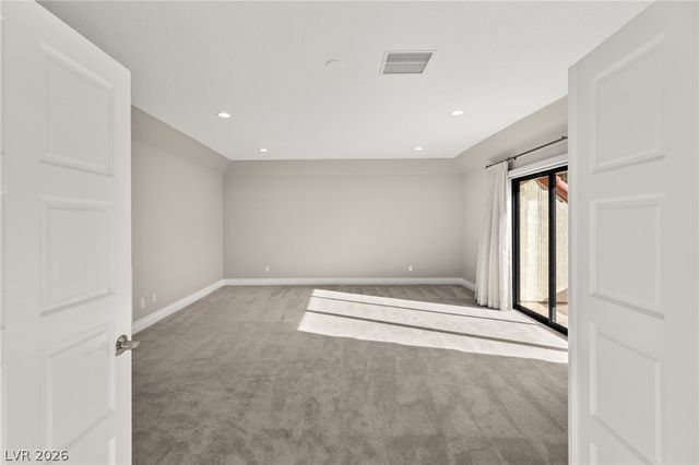 13 Dovetail Circle, Henderson, NV 89014